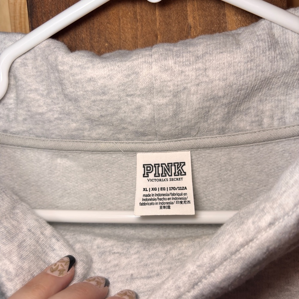 PINK Victoria's Secret Sweatshirt - Picture 5 of 7